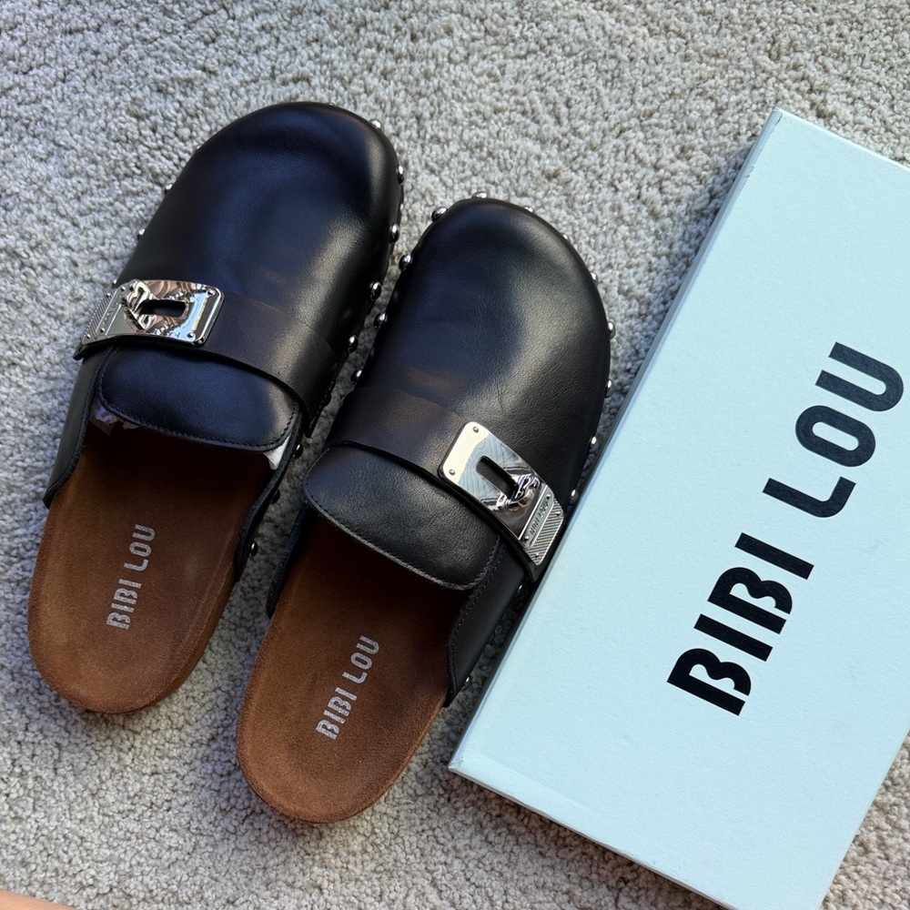 Bibi Lou Anthropologie Leather Studded Slip-On Loafer Mules NIB - Picture 6 of 14
